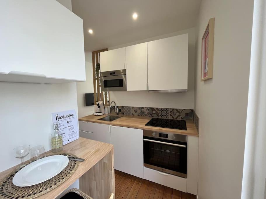 Studio Au Coeur De Caen-Renove Apartment Екстериор снимка